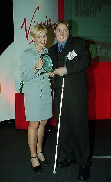 Lisa Potts presents David Gallimore his award May 1999 for outstandind bravery at