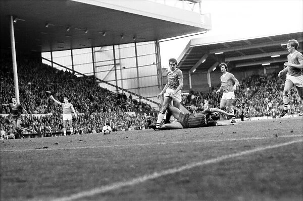 Liverpool v. Everton. October 1984 MF18-04-098 The final score was a one nil
