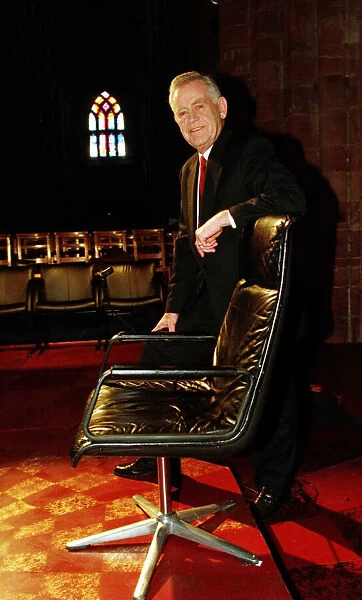 MAGNUS MAGNUSSON THE SCENE IS SET WITH THE MASTERMIND CHAIR IN PLACE IN ST MAGNUS