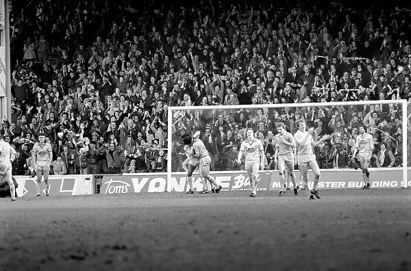 Manchester City 1 v. Brighton and Hove Albion 1. March 1981 MF02-06-020