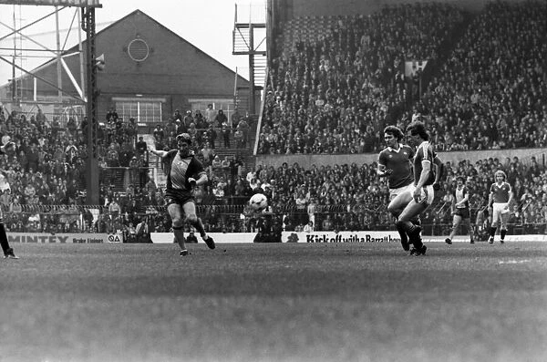 Manchester United v. Southampton. May 1982 MF07-10-083