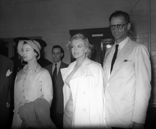 Marilyn Monroe With New Husband Arthur Miller Print 21471583