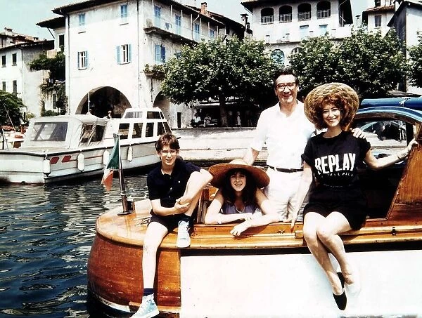 Maureen Lipman Actress with her husband Jack Rosenthal and family