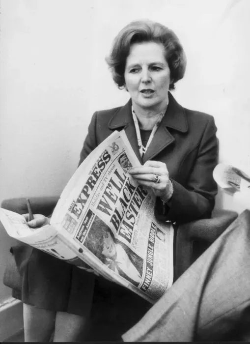 Framed Print : Margaret Thatcher reads the Daily Express print from 10th April 1979 Framed Print : Margaret Thatcher reads the Daily Express print from 10th April 1979
