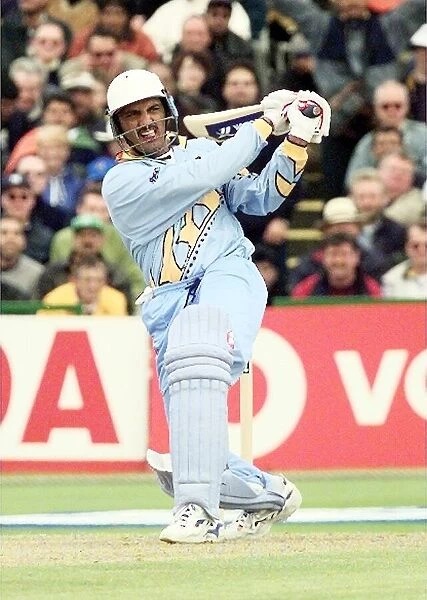 Mohammed Azharuddin Indian batsman June 1999 ON HIS WAY TO HIS 50 against Pakistan