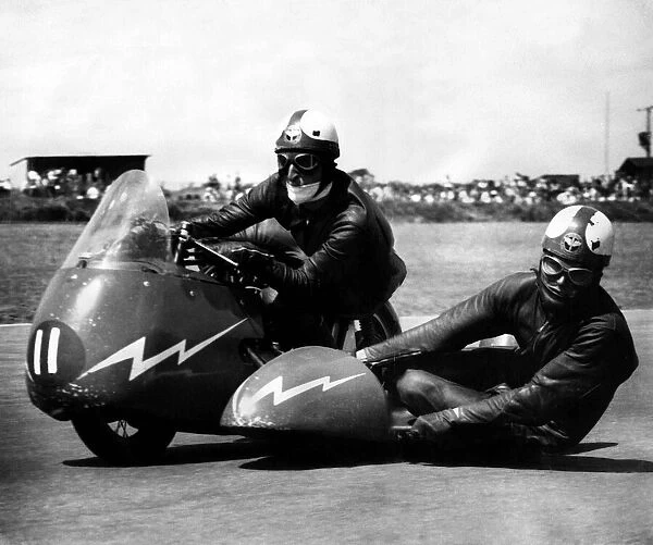 Motorcycle road racing at Brands Hatch July 1959 Going hell for Leather