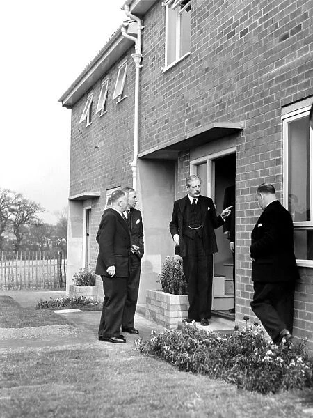 Mr. Harold Macmillan, Housing Minister in Manchester s. April 1952 P000026