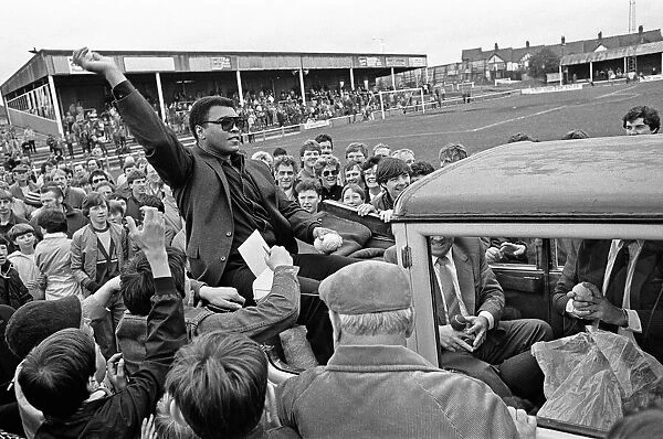 Muhammad Ali at Nuneaton. The boxing legend brought his own kind of magic to thrill