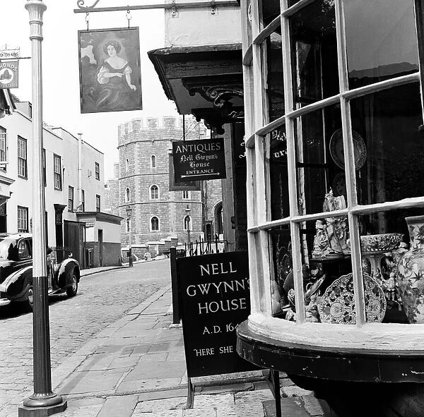 Nell Gwyns House on Church Street, Windsor, Berkshire. 20th May 1954