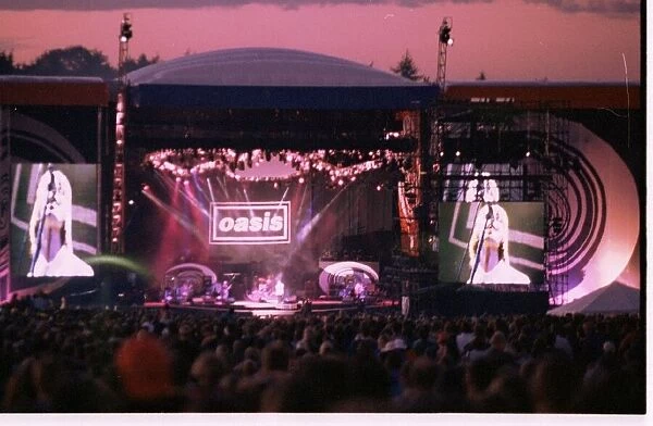 The Oasis concert 1996 at Knebworth
