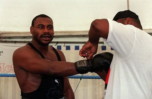 Oliver Mcall Boxing December 97 Former world heveyweight champion in training