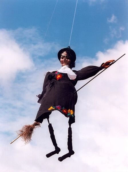 A participant in the annual kite festival at Washington in July 1996