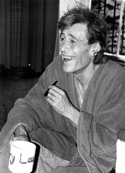 Peter O Toole September 1980, in his dressing gown the morning after he played