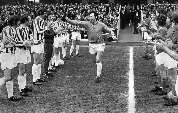 Player of the Year, Gordon Banks is saluted by his Stoke team mates and Everton
