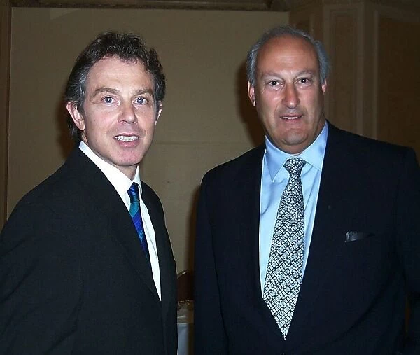 PM Tony Blair & Sir Victor Blank Chairman of the board Mirror Group Newspapers