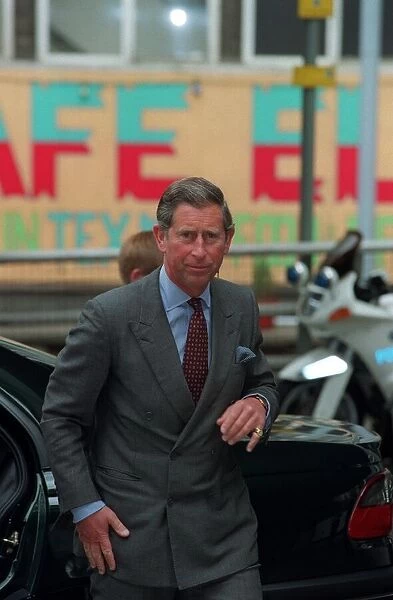 Prince Charles, August 1998 Getting out of car