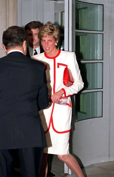 PRINCESS DIANA WEARING WHITE SUIT WITH RED TRIM MAY 1991 CODE
