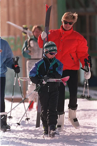 PRINCESS OF WALES WITH SON PRINCE HARRY AS THEY TAKE A SKIING HOLIDAY IN LECH