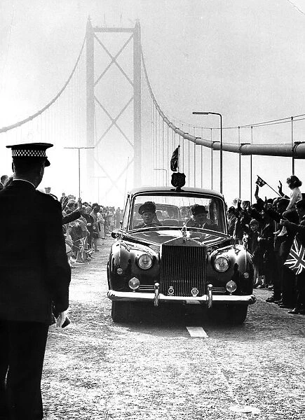 Queen crosses Forth Road Bridge with Prince Philip 1964 to offically open the crossing