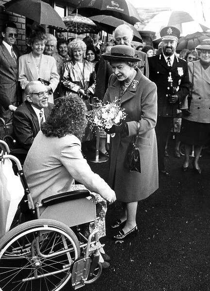 Queen Elizabeth II opens the Oakwood Cheshire Home at Offerton, Stockport