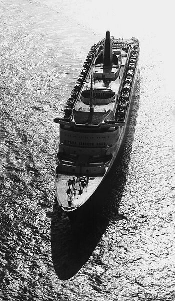 The Queen Elizabeth II which sucessfully completed its sea trials on the 25  /  3  /  69
