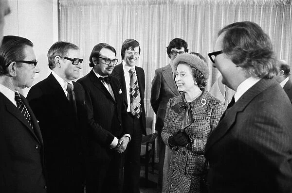 Queen Elizabeth II visiting the offices of the Daily Mirror Newspaper in Holborn, London