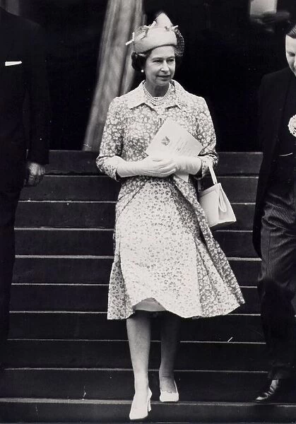 The Queen leaving church wearing patterned dress and hat - July 1982 13  /  07  /  1982