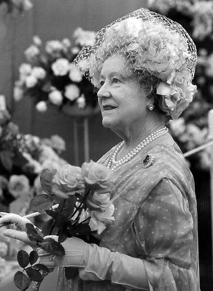 Queen Mother at the annual Horticultural Show in the grounds of the Sandringham Estate in