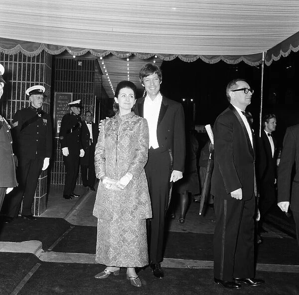 Richard Chamberlain at the royal premier of Franco Zeffirelli