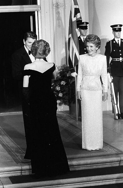 RONALD & NANCY REAGAN WITH PRINCESS DIANA DURING A VISIT TO AMERICA 01  /  11  /  1985
