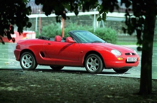 ROVERS SPORTY MGF CAR 29TH JULY 1997 RED MG SPORTS CAR