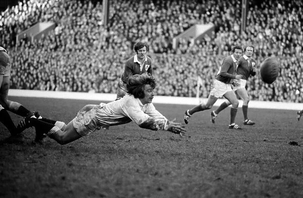 Rugby Union International: England v. Ireland. February 1972 72-1415-063
