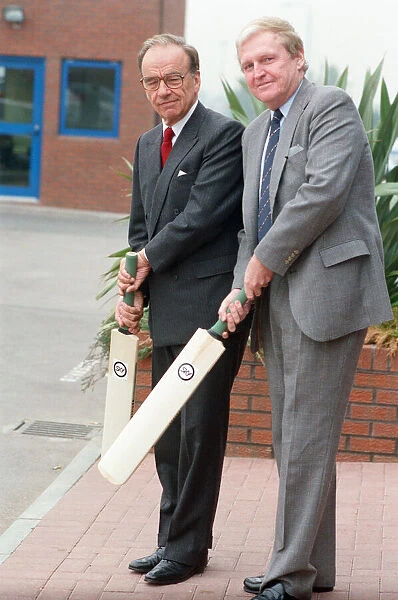 Rupert Murdoch (left) and Mark McCormack announce a deal in which Mr Murdoch