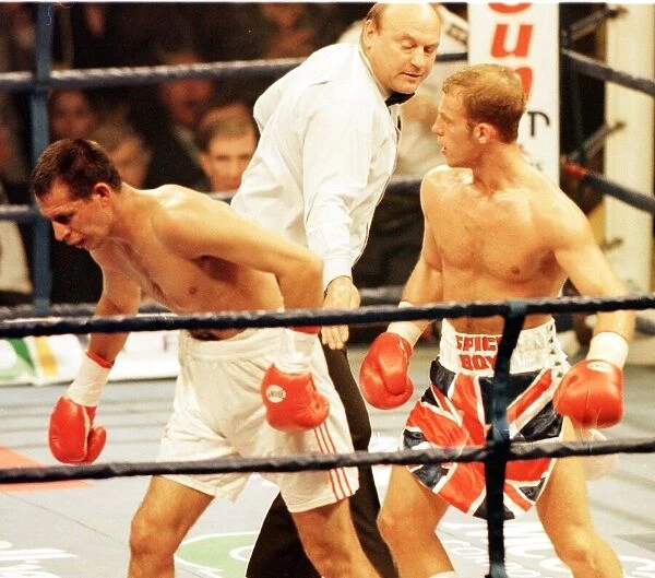 Ryan Rhodes beating Yuri Epifantsev October 1997 the referee stops the fight in