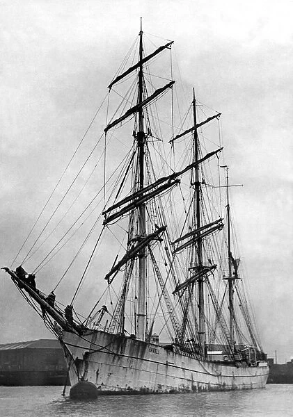 The sailing ship Favell - Finnish Barque arriving on the River Tyne