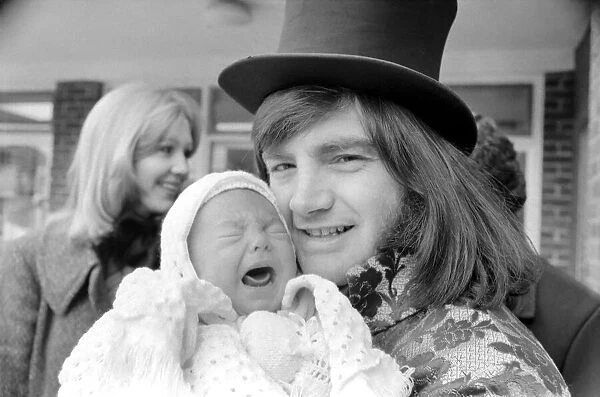 Screaming Lord Sutch and son and Thann Rendessy. February 1975 75-01011-001