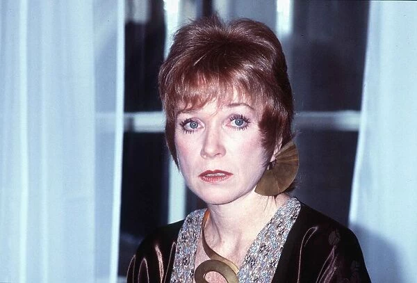 Shirley Maclaine Actress - September 1982 September 1982 dbase