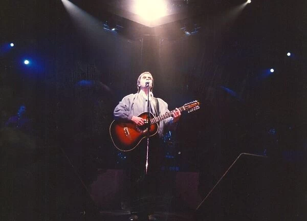 Singer Chris De Burgh performs at Whitley Bay Ice Rink 4 December 1992