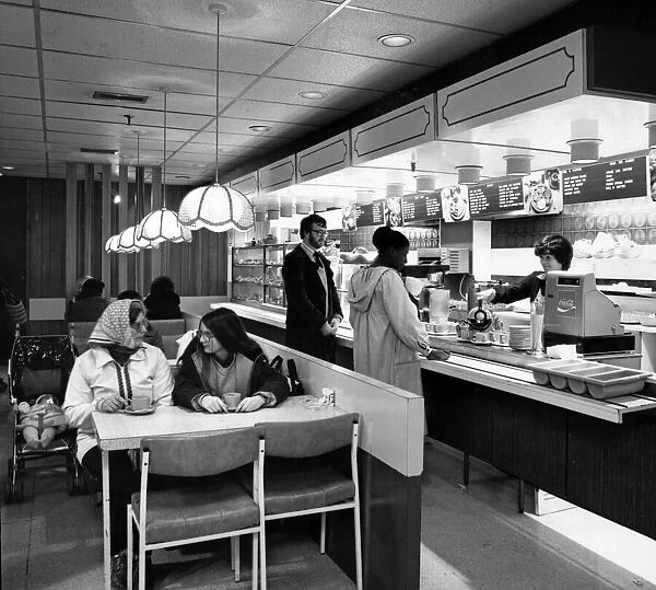 The Stanton Cafeteria, inside the Fine Fare supermarket at Chelmsley Wood. 1st May 1981