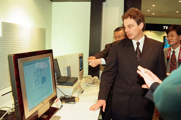 Tony Blair officially opens the Samsung training centre at Wynyard. 20th December 1996