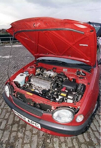 Toyota Corolla Bonnet open engine November 1997