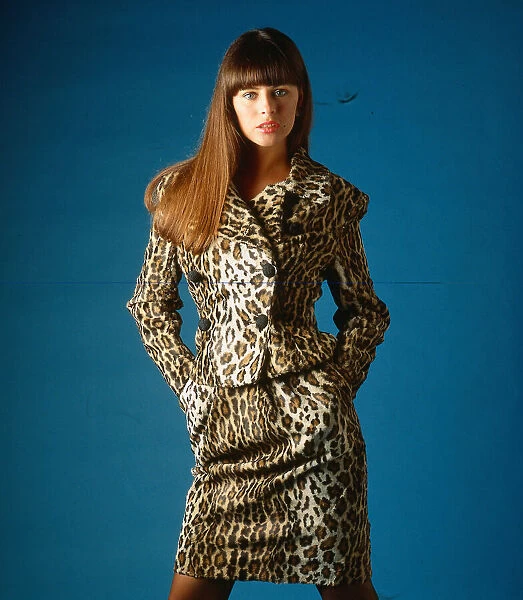 Tracey Allan model wearing leopardskin suit, July 1988 fashion leopard suit skirt