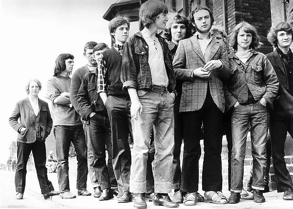 Unemployment teenagers at Jarrow 1971