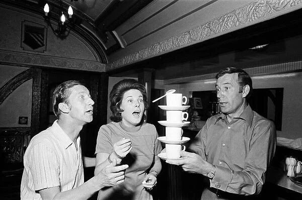 Val Doonican (right) with his co-stars Scottish singer, Moira Anderson