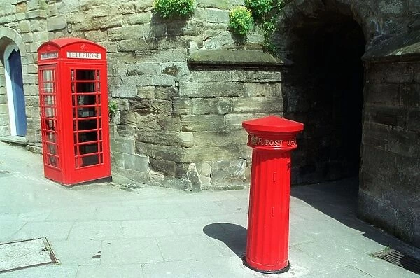 Warwick Post Box made in 1856 at the City Gates