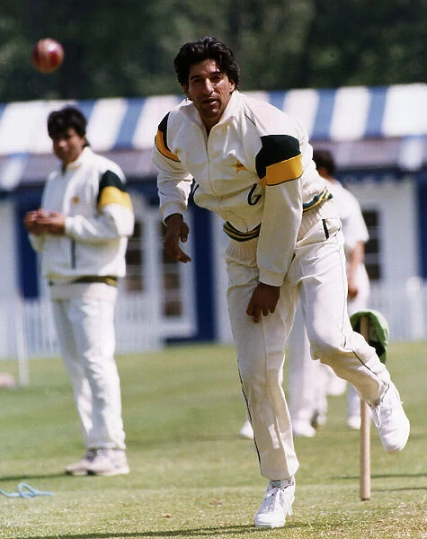 Wasim Akram Cricketer Pakistan fast bowler in action