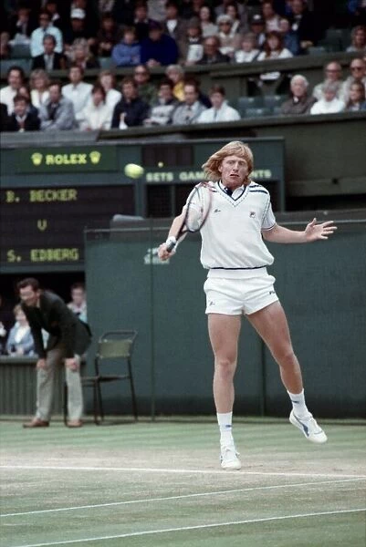 Wimbledon Final. Boris Becker v. Stefan Edberg. July 1988 88-3581-001