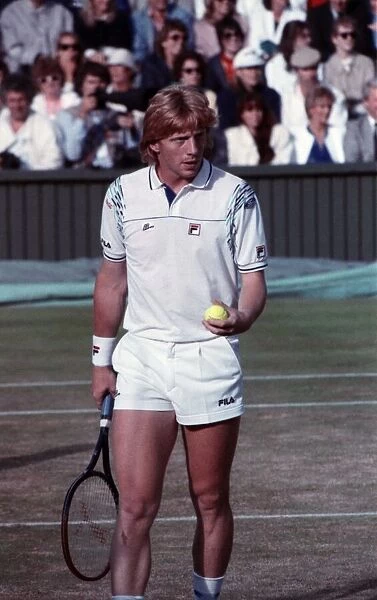 Wimbledon Mens Semi-Final. July 1988 88-3559-040