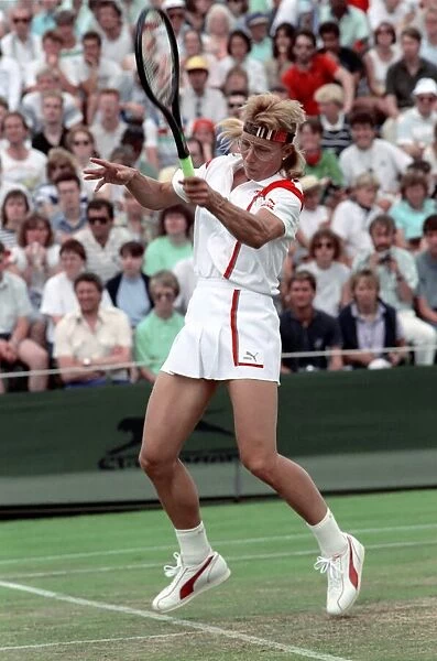 Wimbledon Tennis. Martina Navratilova. June 1988 88-3422-027