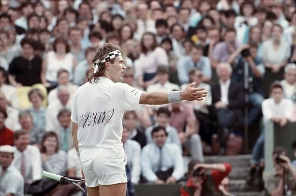 Wimbledon Tennis. Pat Cash. June 1988 88-3488-002